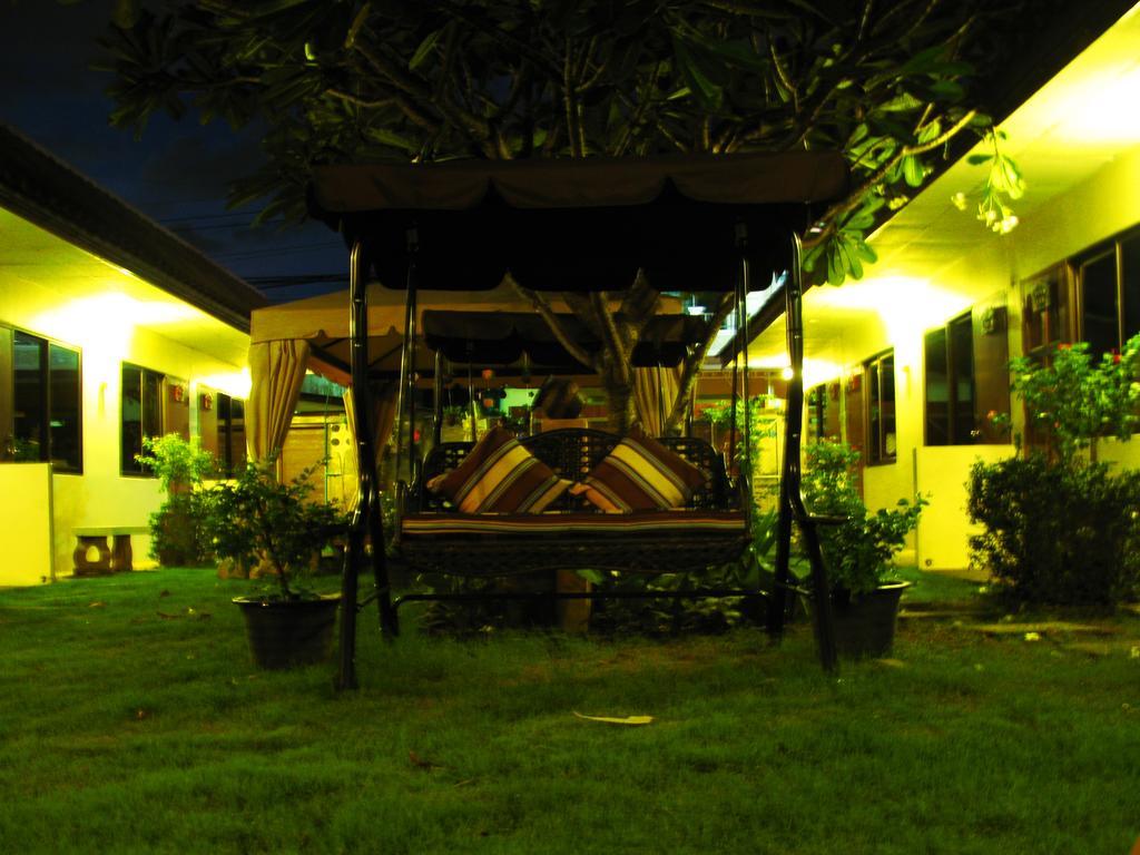 Cshouse Otel Chiang Mai Dış mekan fotoğraf