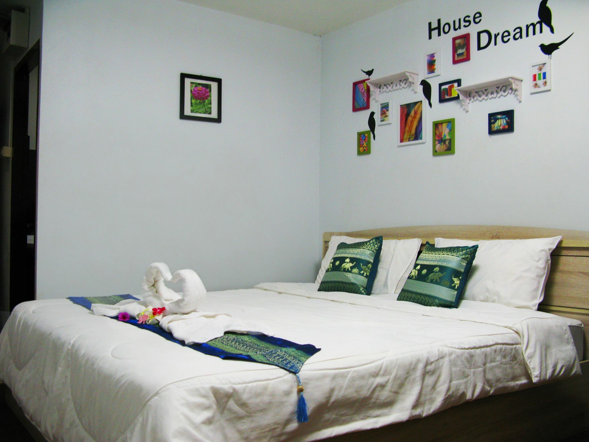 Cshouse Otel Chiang Mai Dış mekan fotoğraf